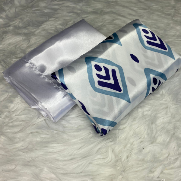 White & Blue Pillowcase Set