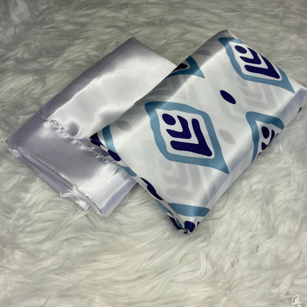 White & Blue Pillowcase Set
