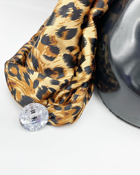 Leopard Pin Up Pocket Bonnet